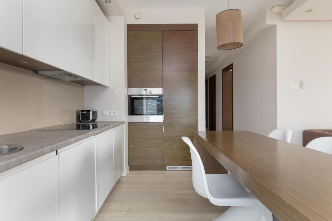 Grzybowska Platinum Apartment Tower A Warsaw Ngoại thất bức ảnh