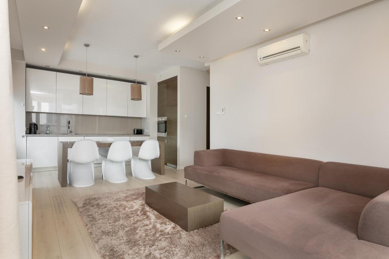 Grzybowska Platinum Apartment Tower A Warsaw Ngoại thất bức ảnh