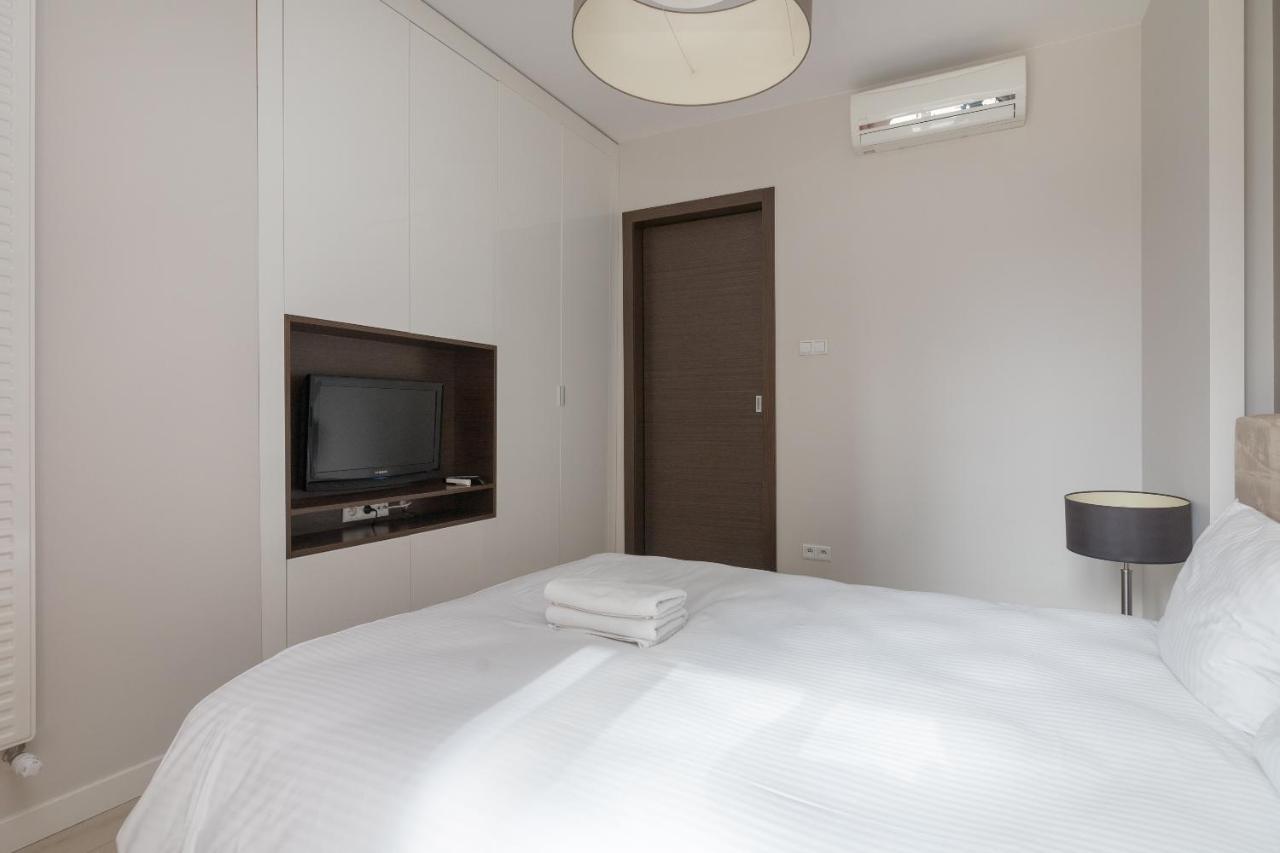 Grzybowska Platinum Apartment Tower A Warsaw Ngoại thất bức ảnh