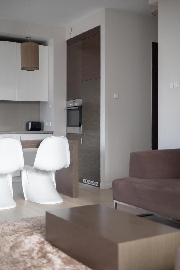 Grzybowska Platinum Apartment Tower A Warsaw Ngoại thất bức ảnh